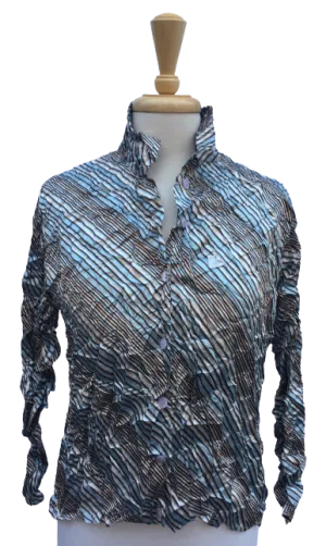 Crinkle 13 Long-sleeve, button-up crinkle top with diagonal stripes print.  Made in France.