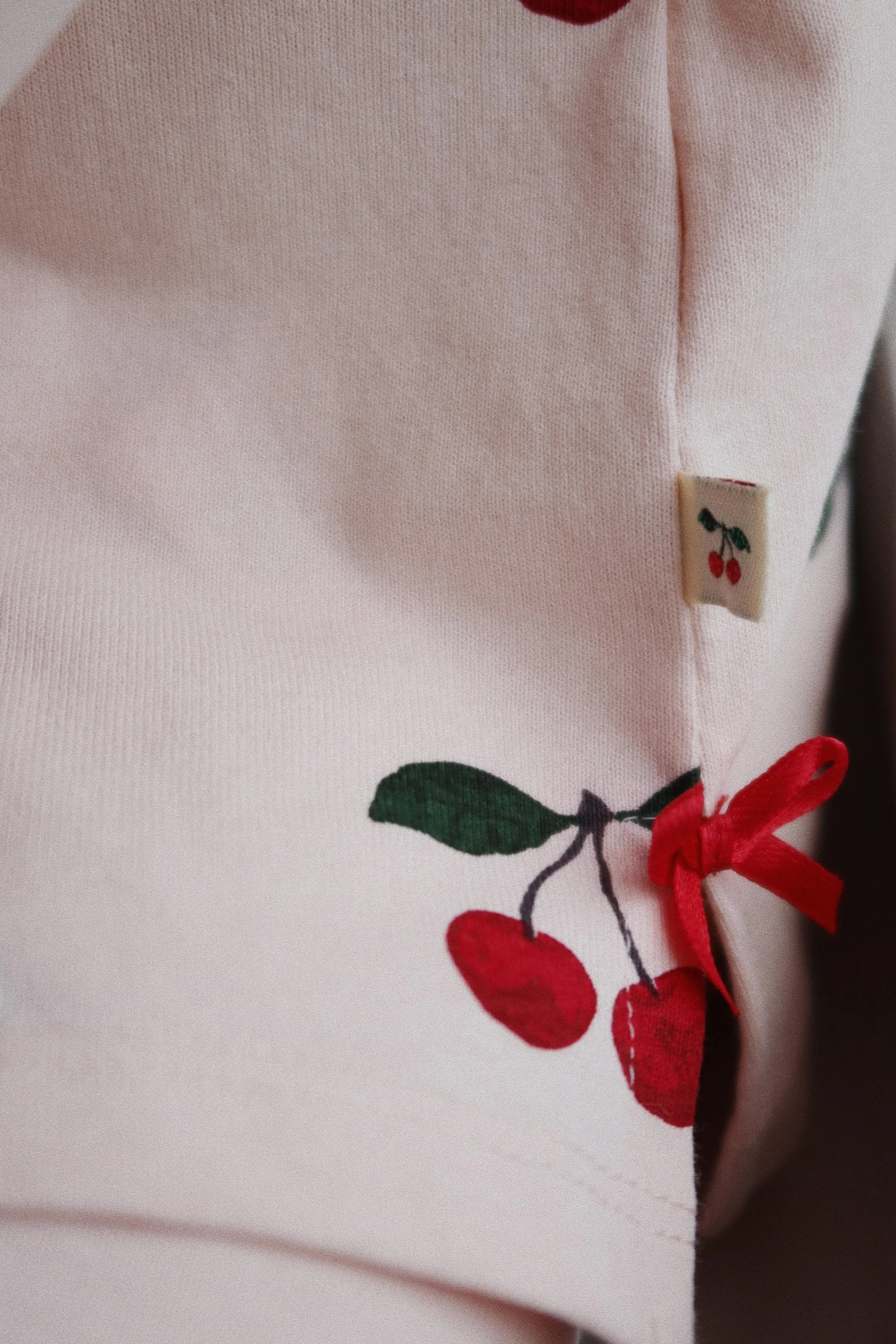 Drey Tee (Cerise Peony)