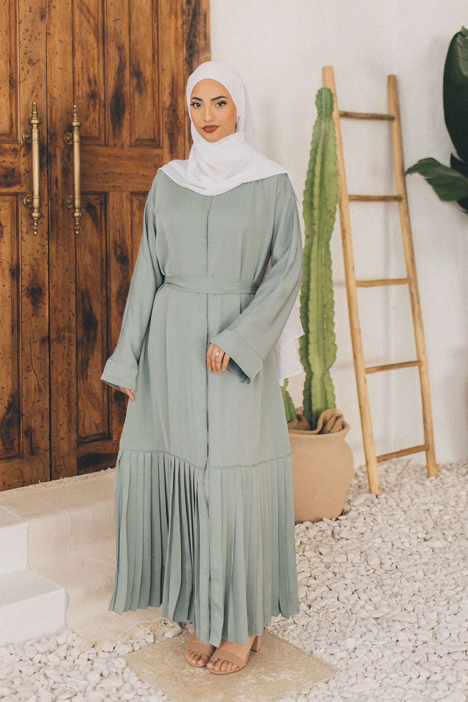 Sahra Open Pleat Abaya- Mint Gray